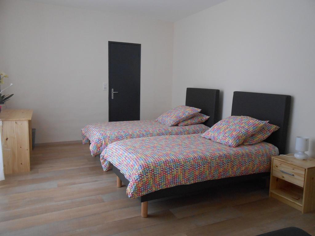 Le Merlanson Chambres D'Hotes Bez-et-Esparon Екстериор снимка